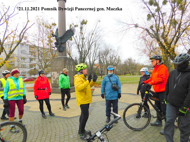 21pomniki06.jpg
